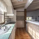 Damian Holiday home *